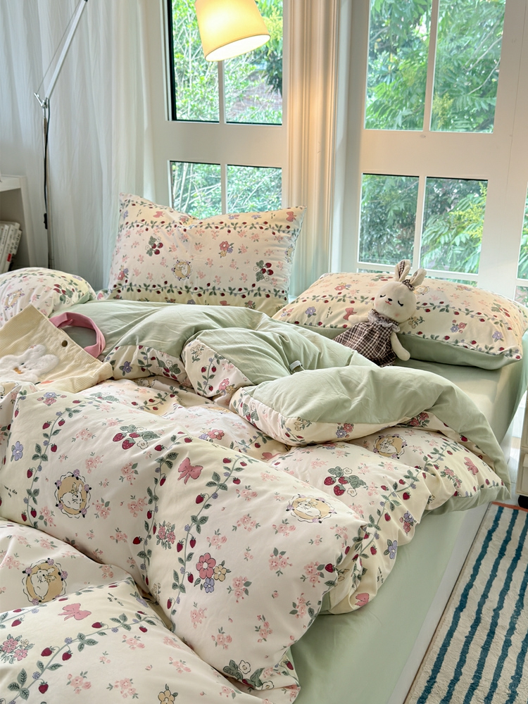 Bettwäsche Set aus 100% Baumwolle im Landhausstil mit kleinen Blumen, waschbare Bettdecke und Bettlaken für Studenten im Einzelzimmer – 3-teiliges Set für den Sommer.  |  Bettwäsche-Set Mit Vier Teilen Bettwäsche-Set Mit Vier Teilen Bettwäsche-Set Mit Vier Teilen